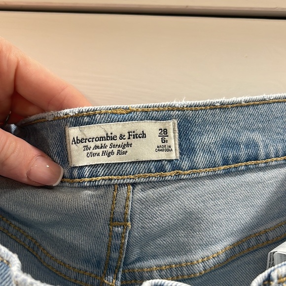 Abercrombie the ankle straight ultra high rise - Picture 2 of 5